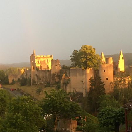 Chez Fred Avec Vue Sur Le Chateau Angles-sur-l'Anglin Bagian luar foto